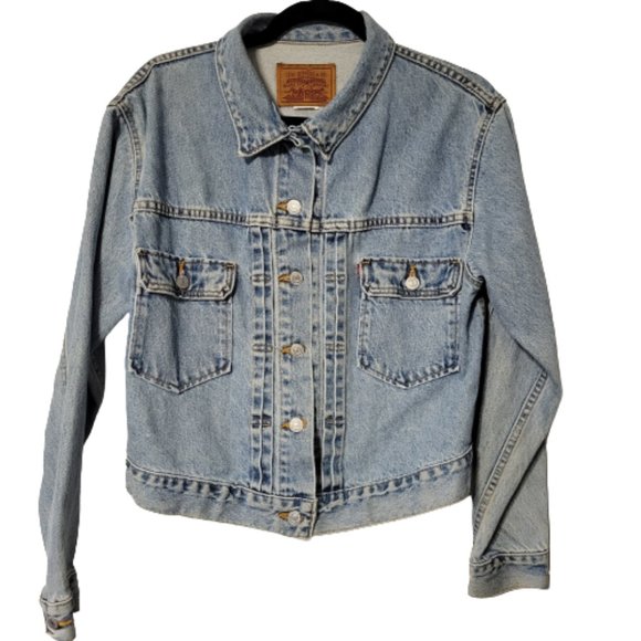 Vintage Levi's Buckle Back Denim Jean Jacket - Picture 2 of 16